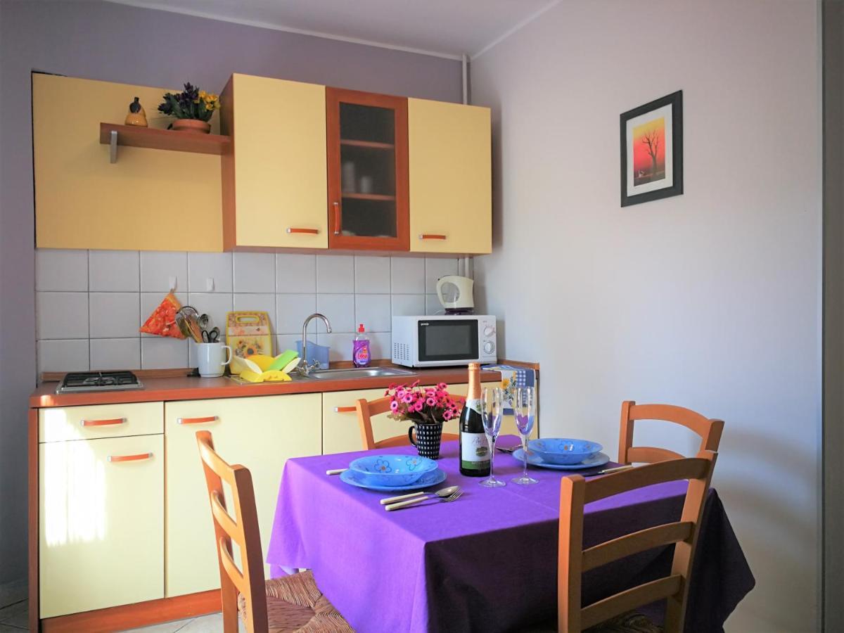 Apartments Bilic With Garden & Swimming Pool - 50M From The Beach Пьешчана-Увала Экстерьер фото